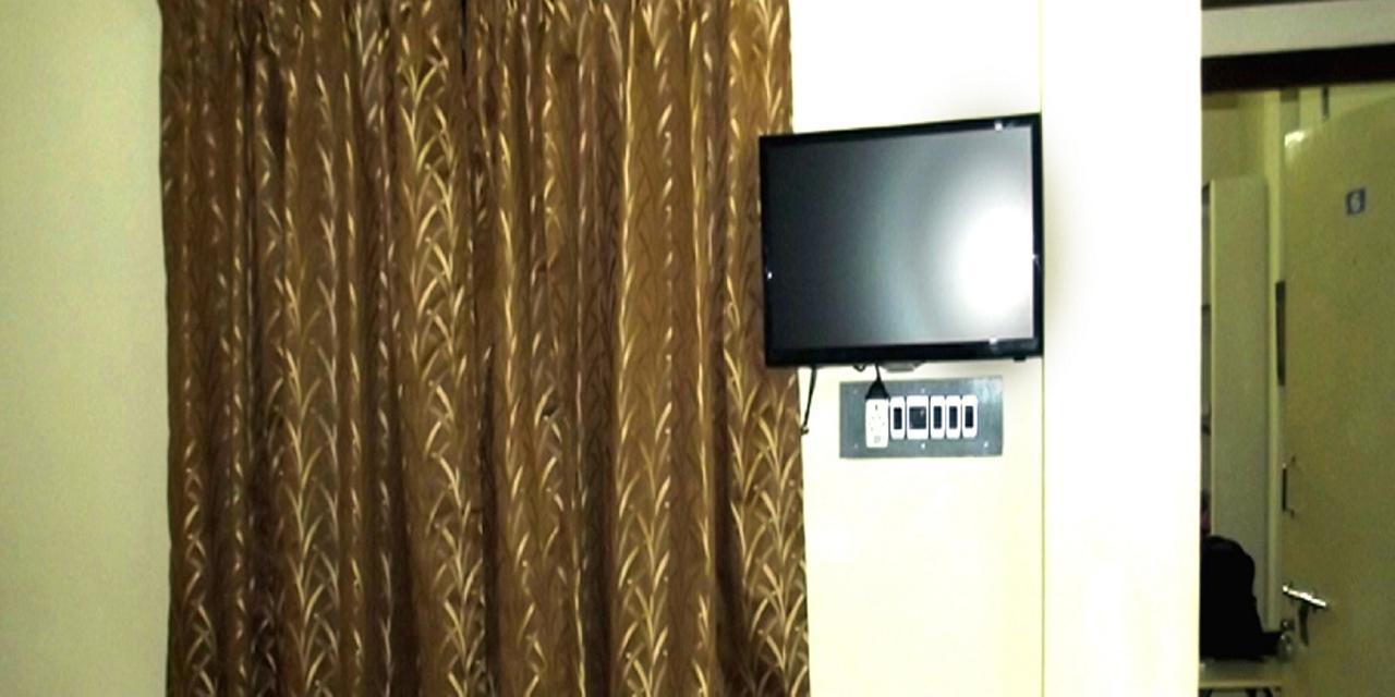 Bssk Comforts Inn Tiruchirappalli Exterior foto